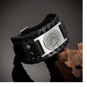 *NEW* Viking Pyramid Bracelet Braided Leather Bracelet Decorative Accessories